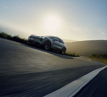 cayenne-turbo-electric-bild-3-low-4